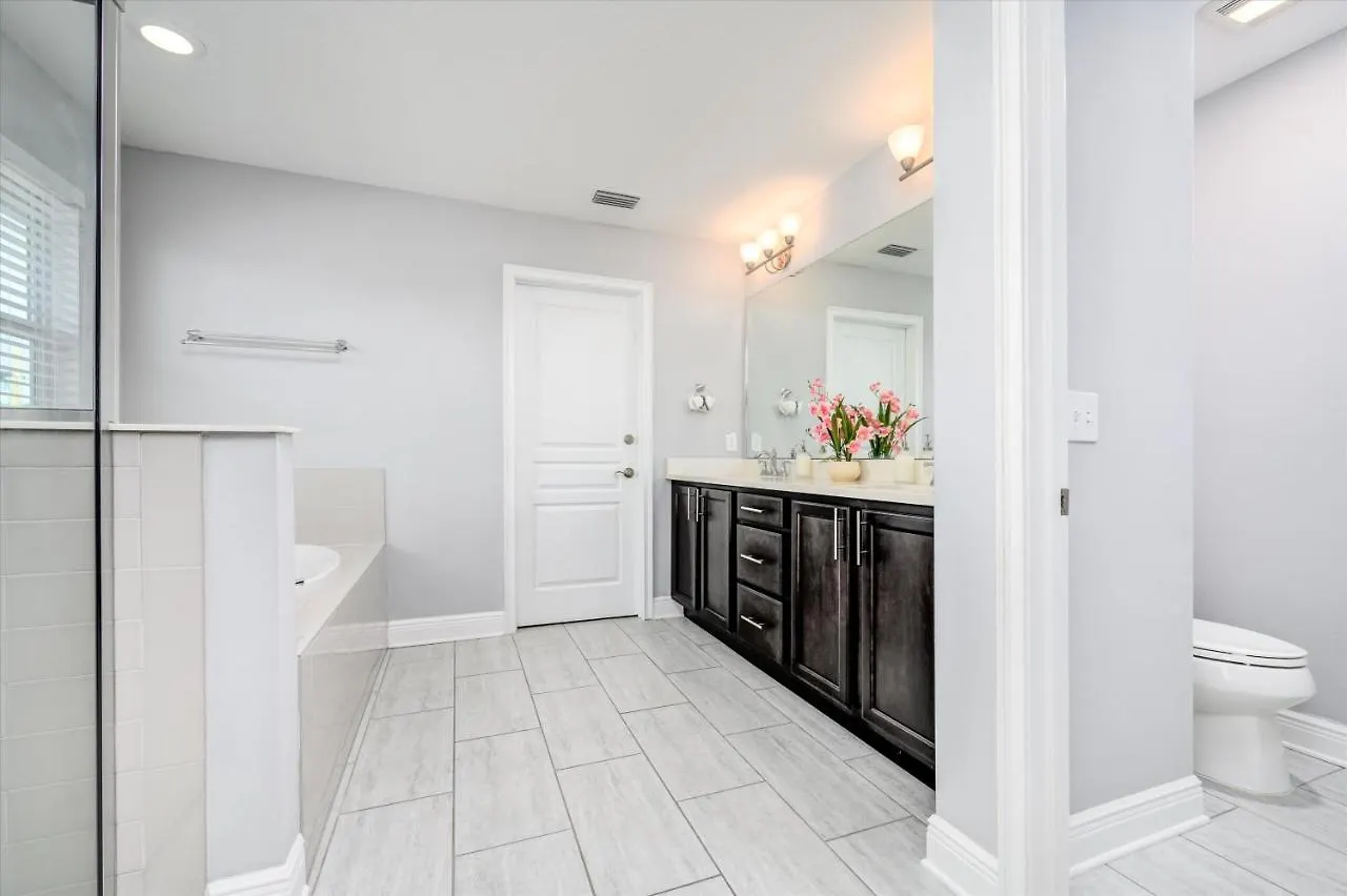 Spacious Vacation Rental In The Heart Of South Tampa 0*,