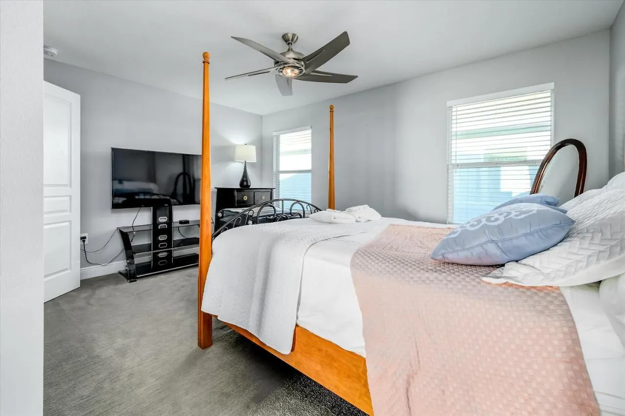 Spacious Vacation Rental In The Heart Of South Tampa