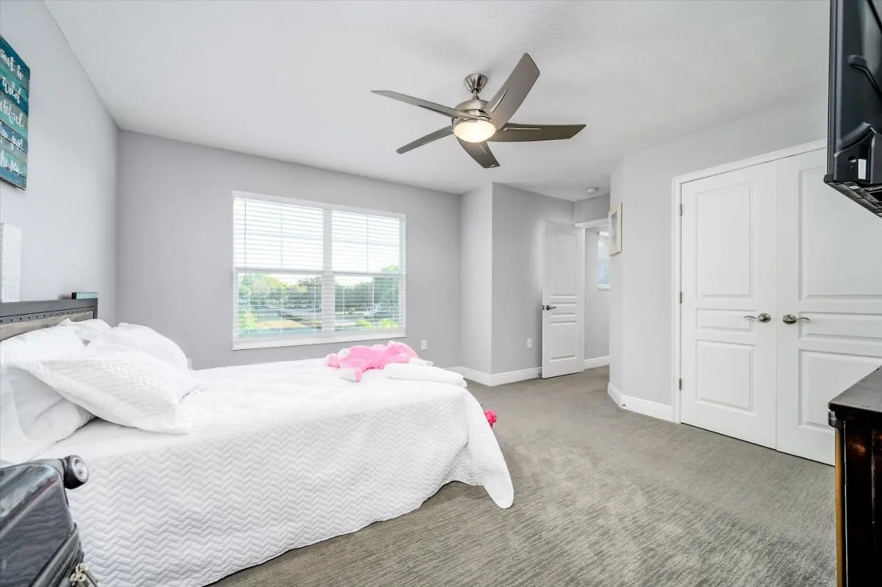 Spacious Vacation Rental In The Heart Of South 탬파